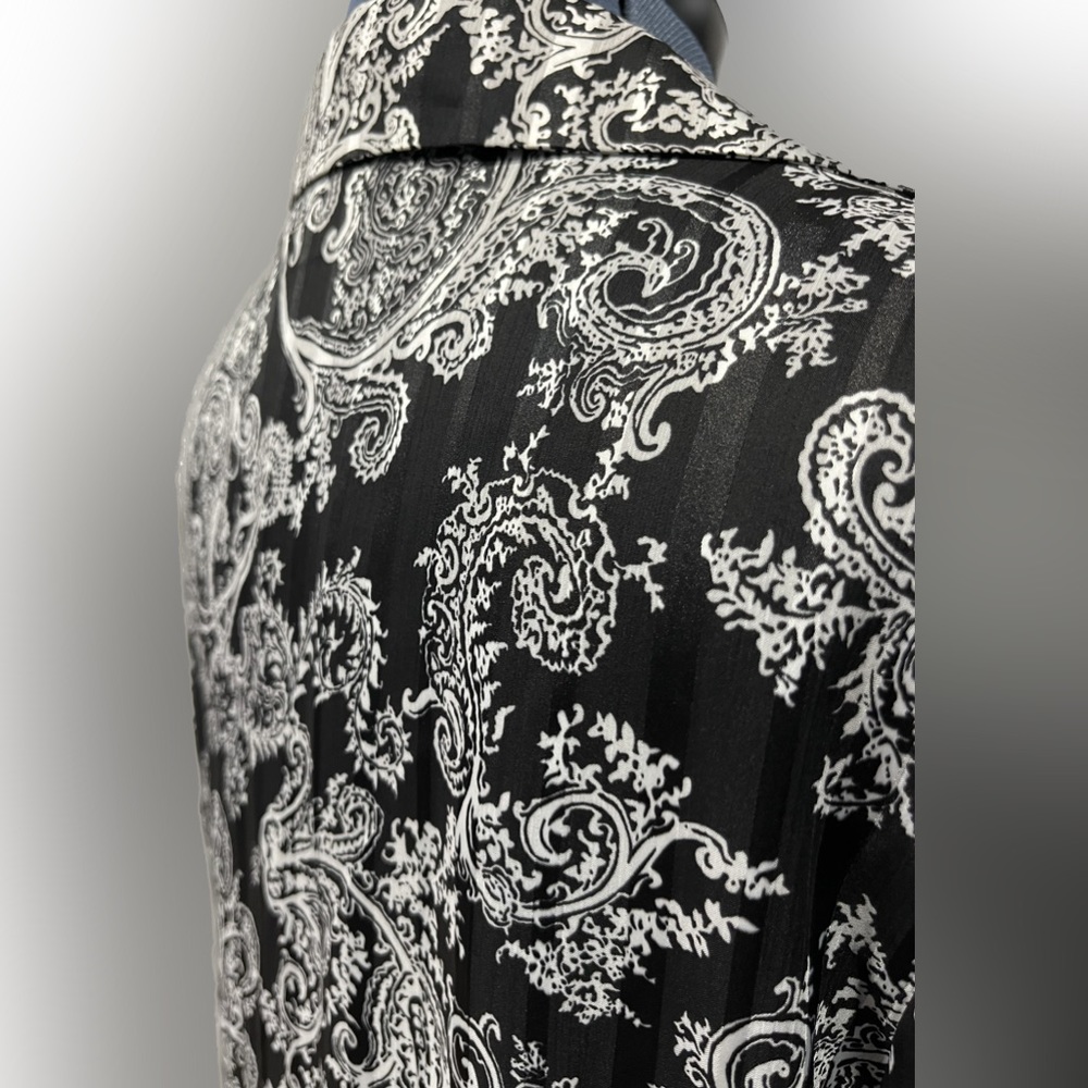 Jones Wear Black and White Paisley Top